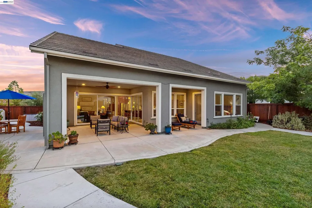2062 Reserva Court Brentwood CA 94513