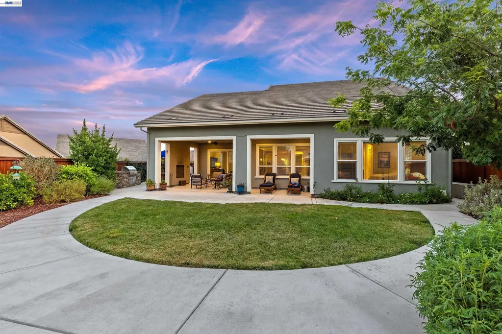 2062 Reserva Court Brentwood CA 94513