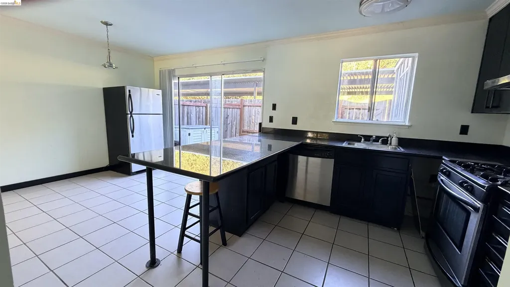 206 Park Lane Richmond CA 94803