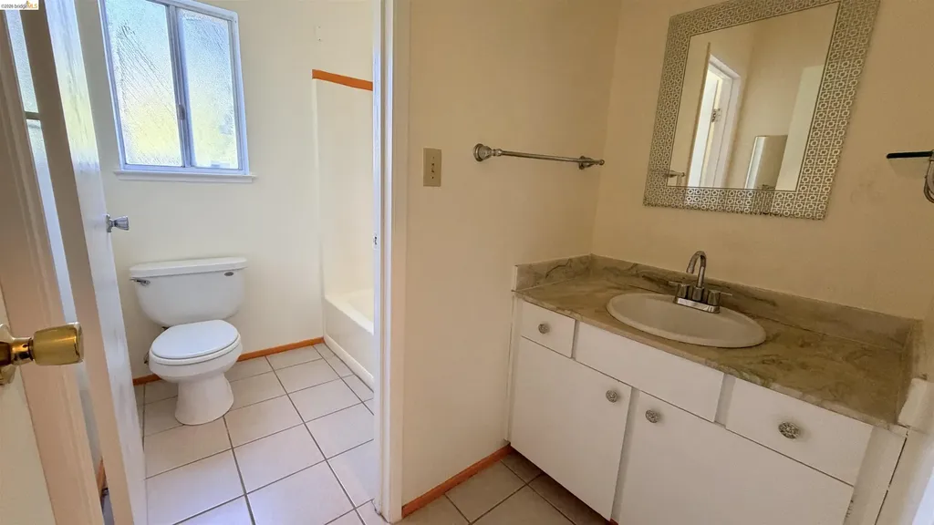 206 Park Lane Richmond CA 94803