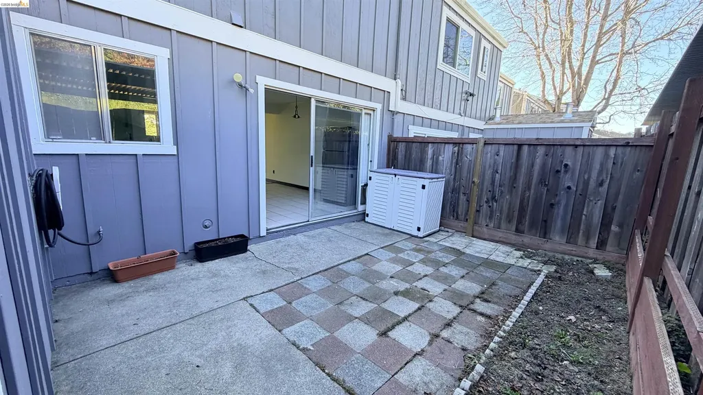 206 Park Lane Richmond CA 94803