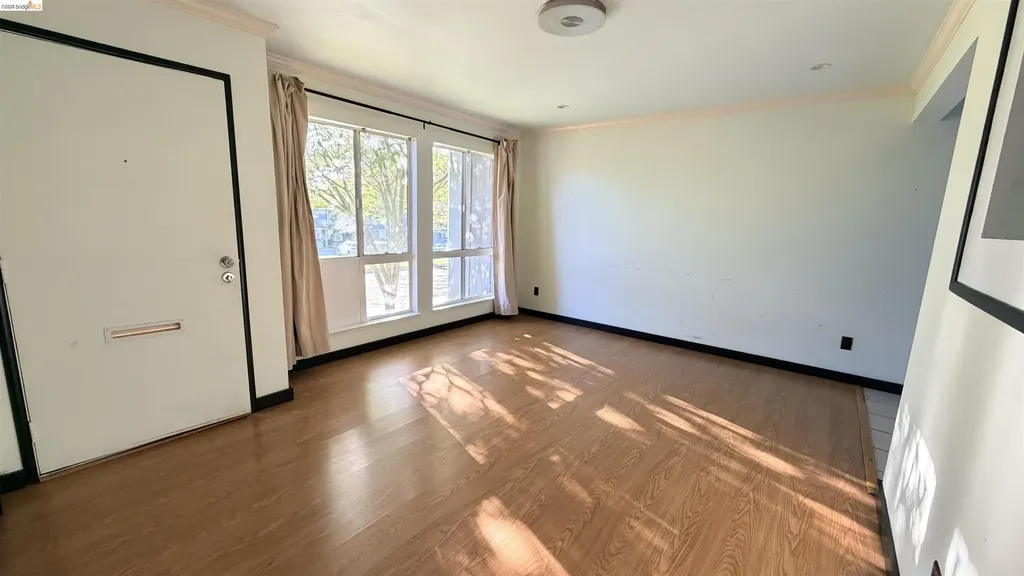 206 Park Lane Richmond CA 94803