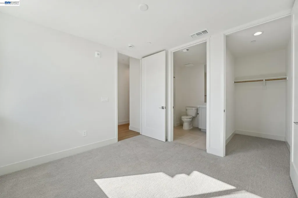 1933 Grand Street Alameda CA 94501