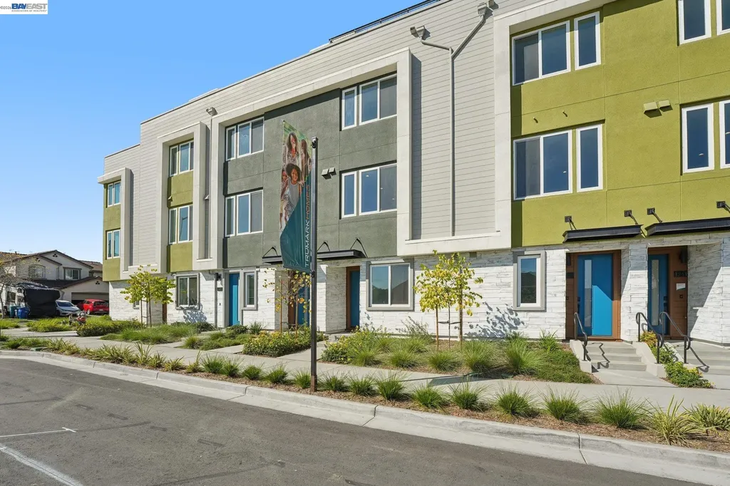 1933 Grand Street Alameda CA 94501