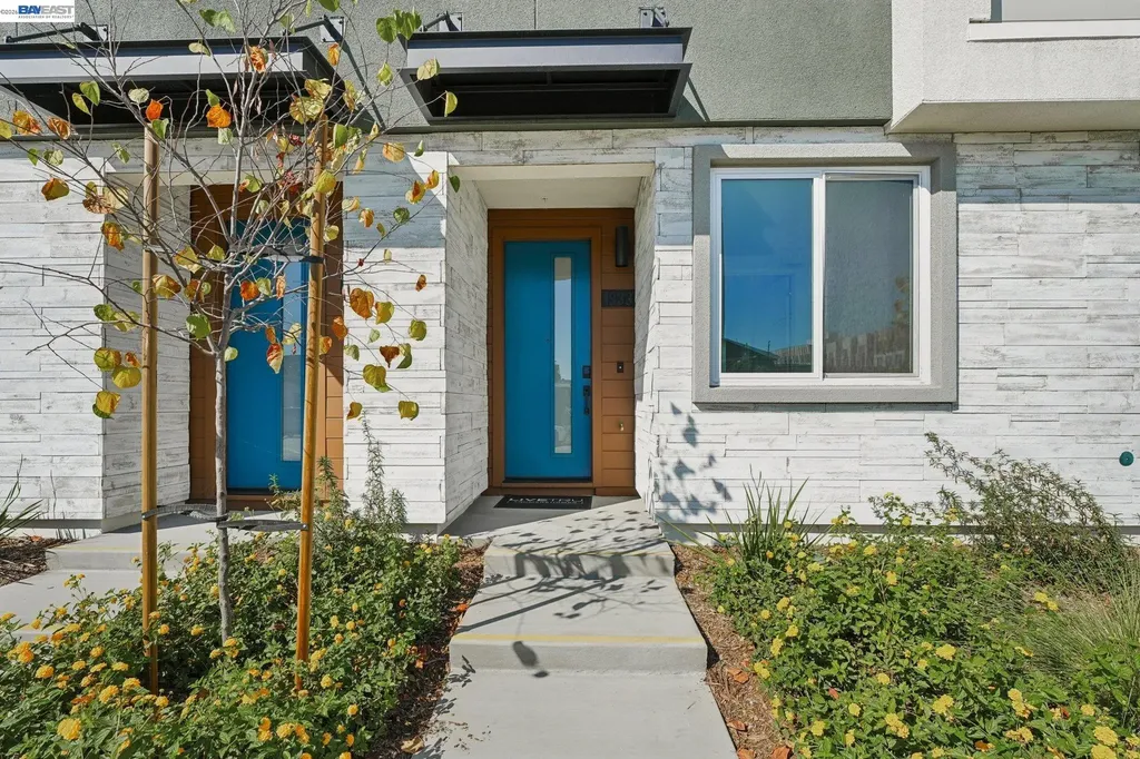 1933 Grand Street Alameda CA 94501