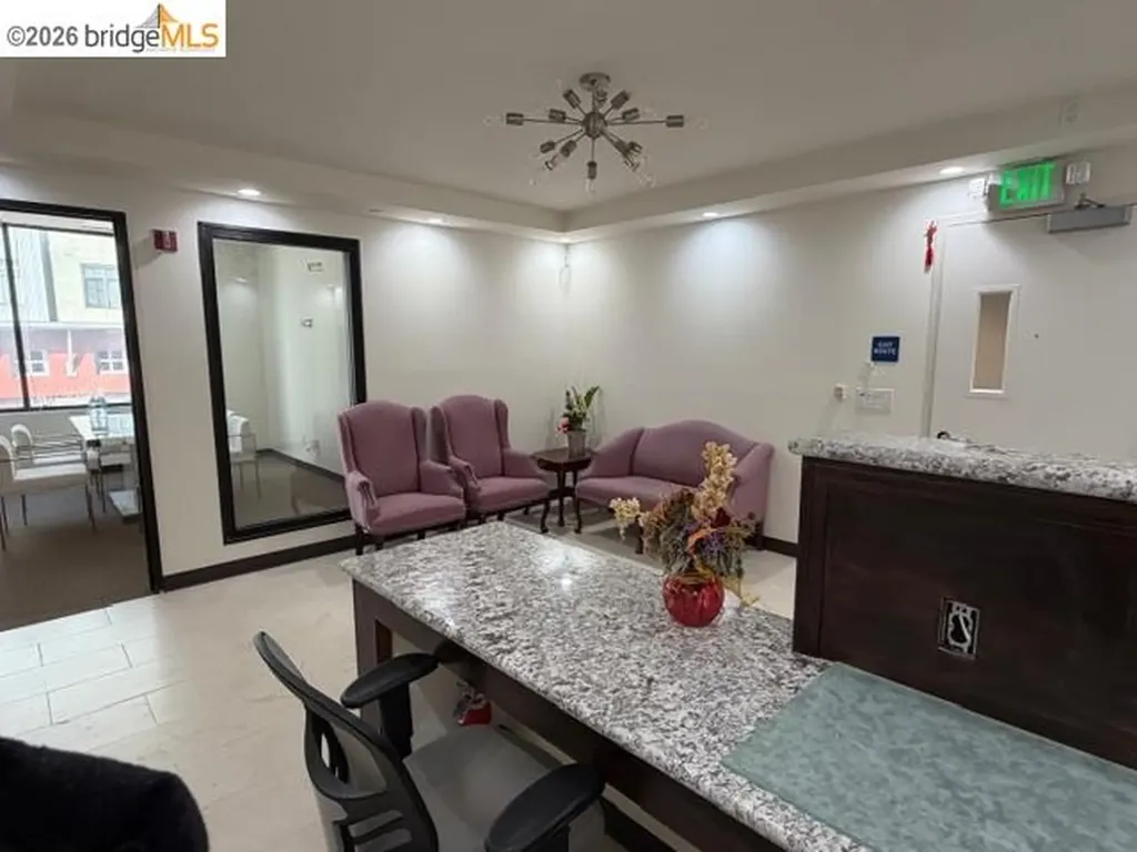 388 9th Street #254 Oakland CA 94607