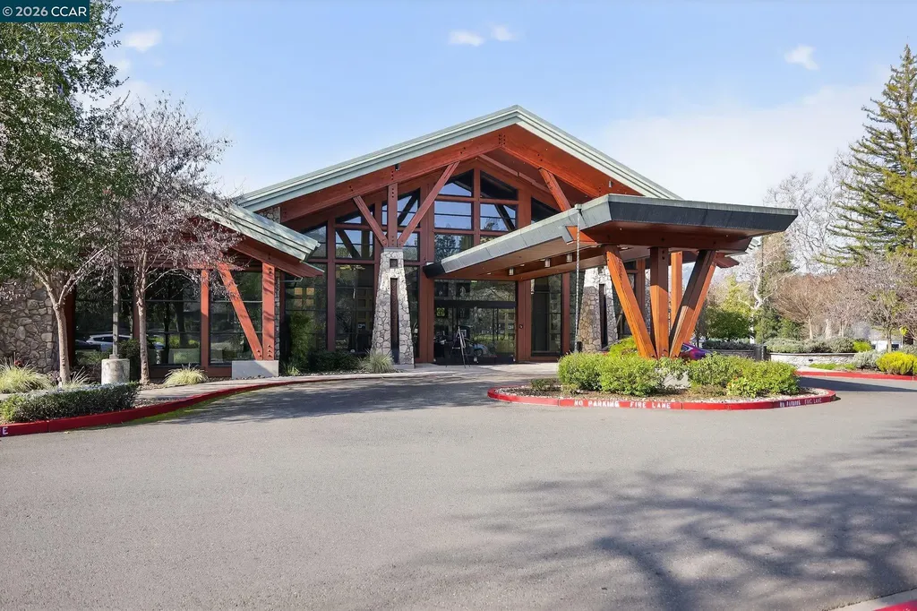 2605 Saklan Indian Walnut Creek CA 94595