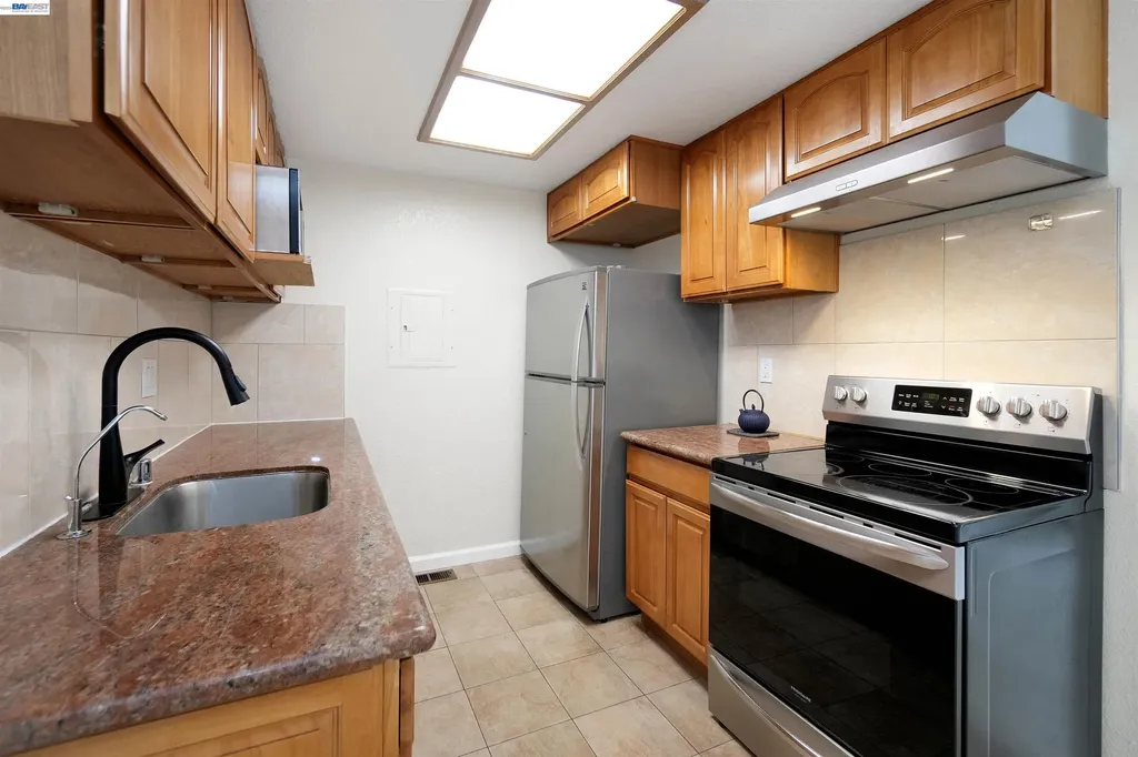 25129 Copa Del Oro Hayward CA 94545
