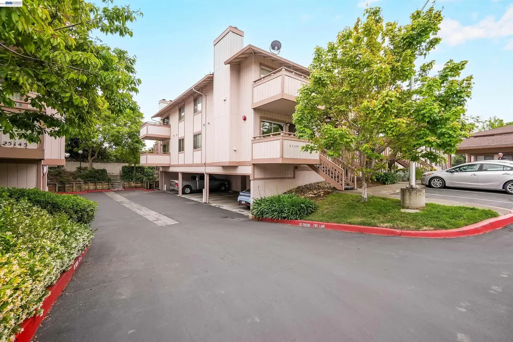 25129 Copa Del Oro Hayward CA 94545