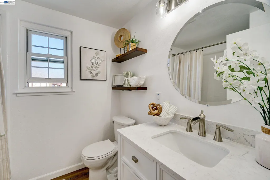 14359 Outrigger Drive San Leandro CA 94577