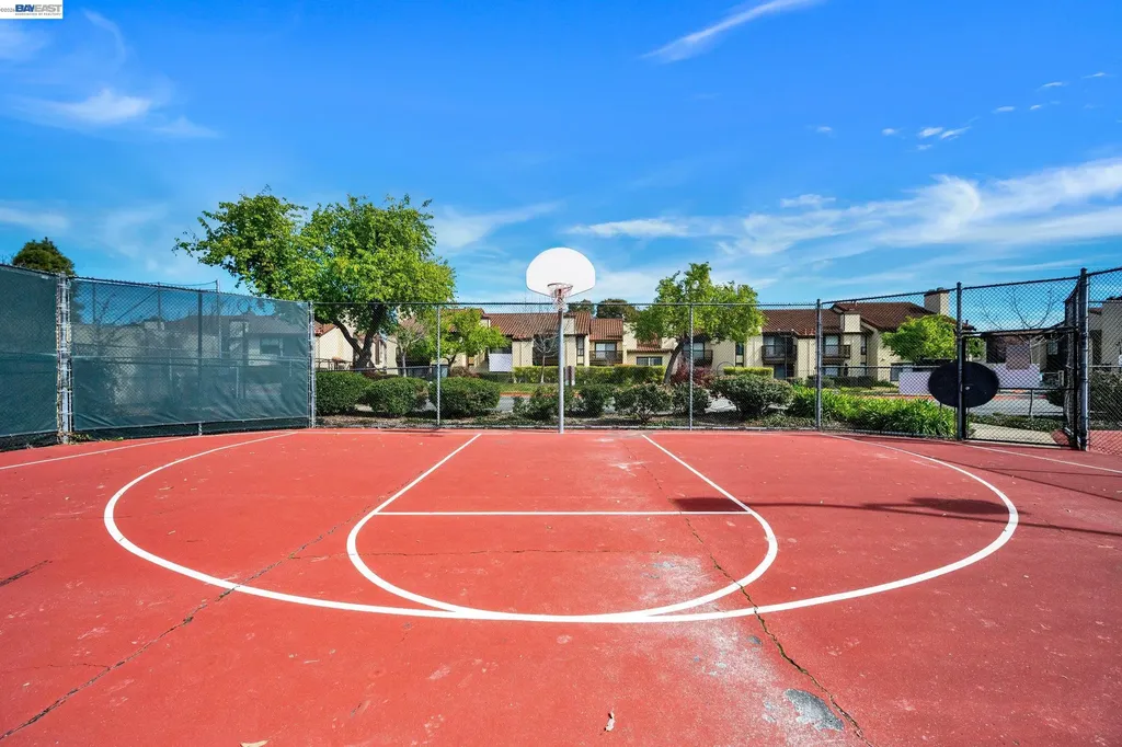 14359 Outrigger Drive San Leandro CA 94577