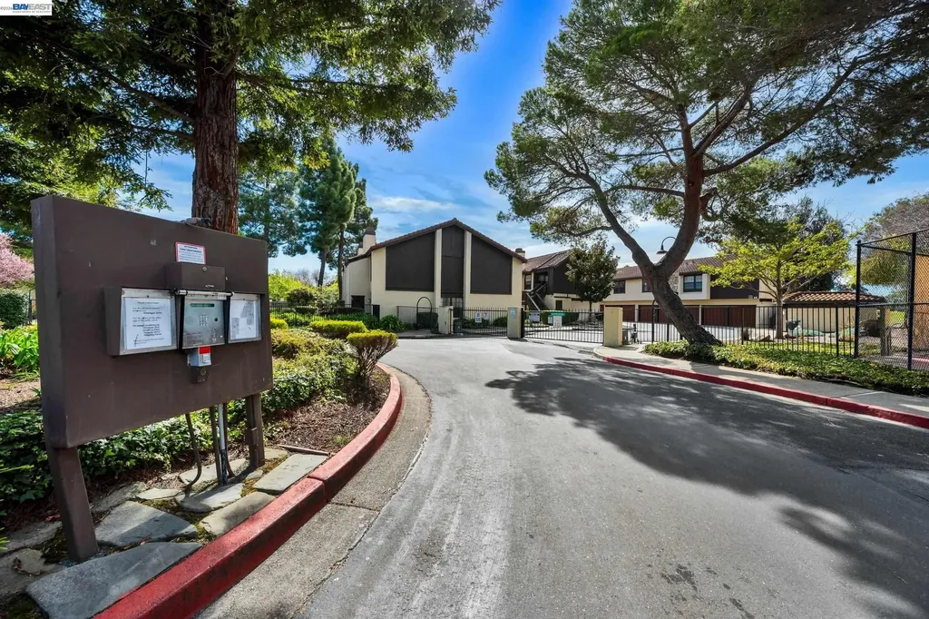 14359 Outrigger Drive San Leandro CA 94577