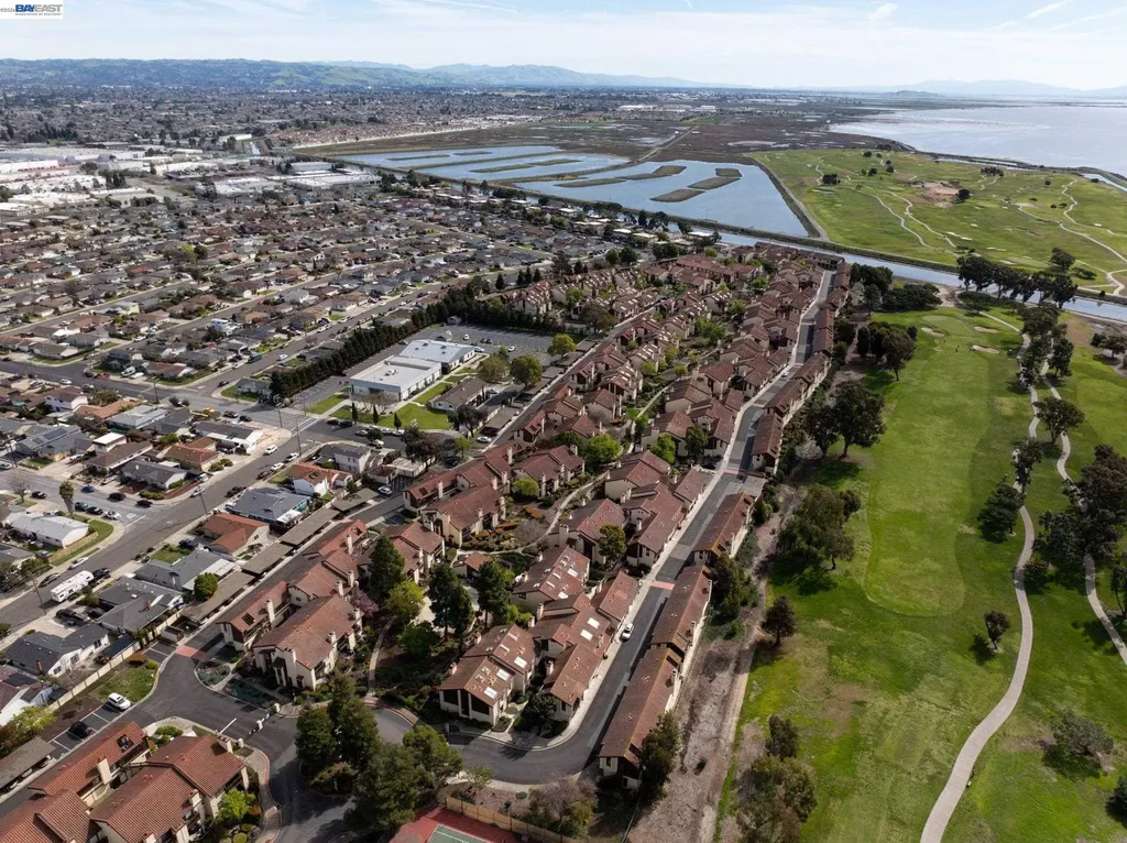 14359 Outrigger Drive San Leandro CA 94577