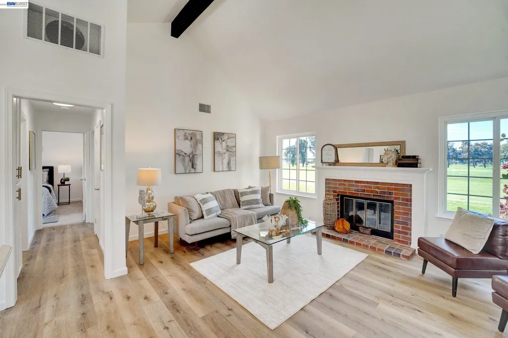 14359 Outrigger Drive San Leandro CA 94577