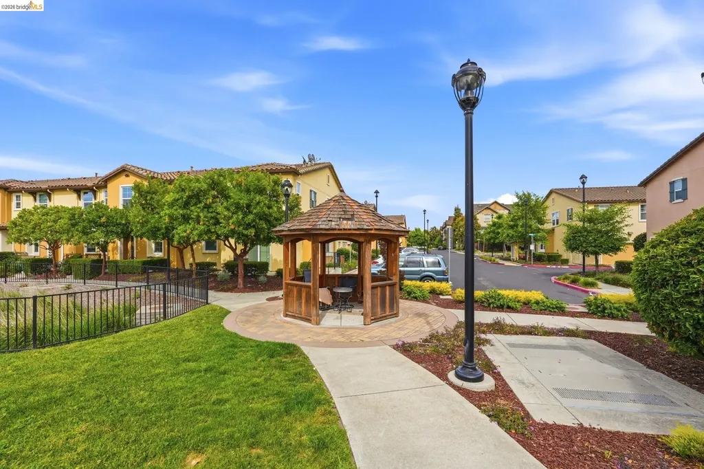 104 Serra Way San Pablo CA 94806