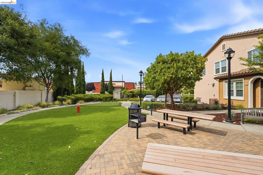 104 Serra Way San Pablo CA 94806