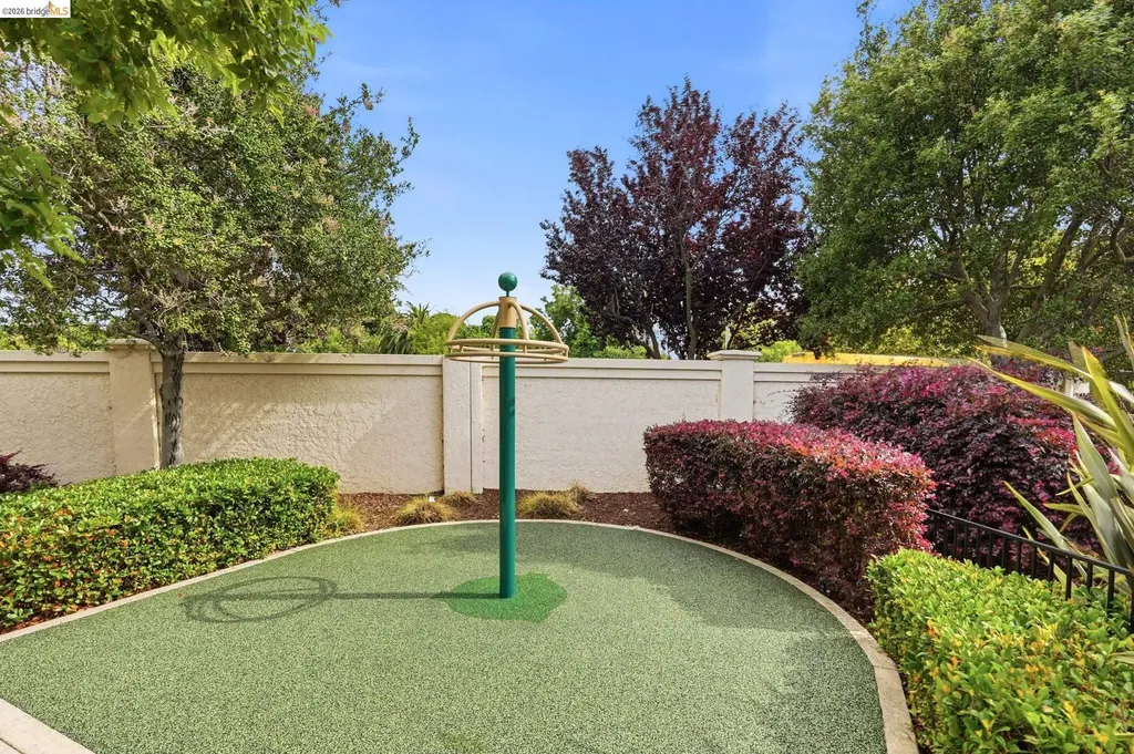 104 Serra Way San Pablo CA 94806