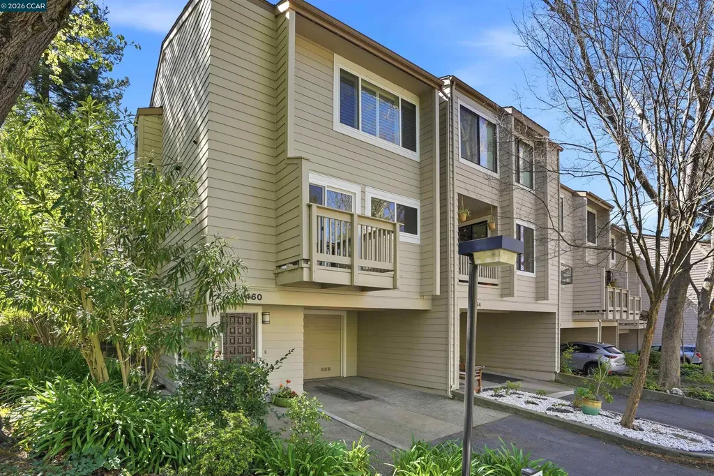 460 Woodminster Drive Moraga CA 94556