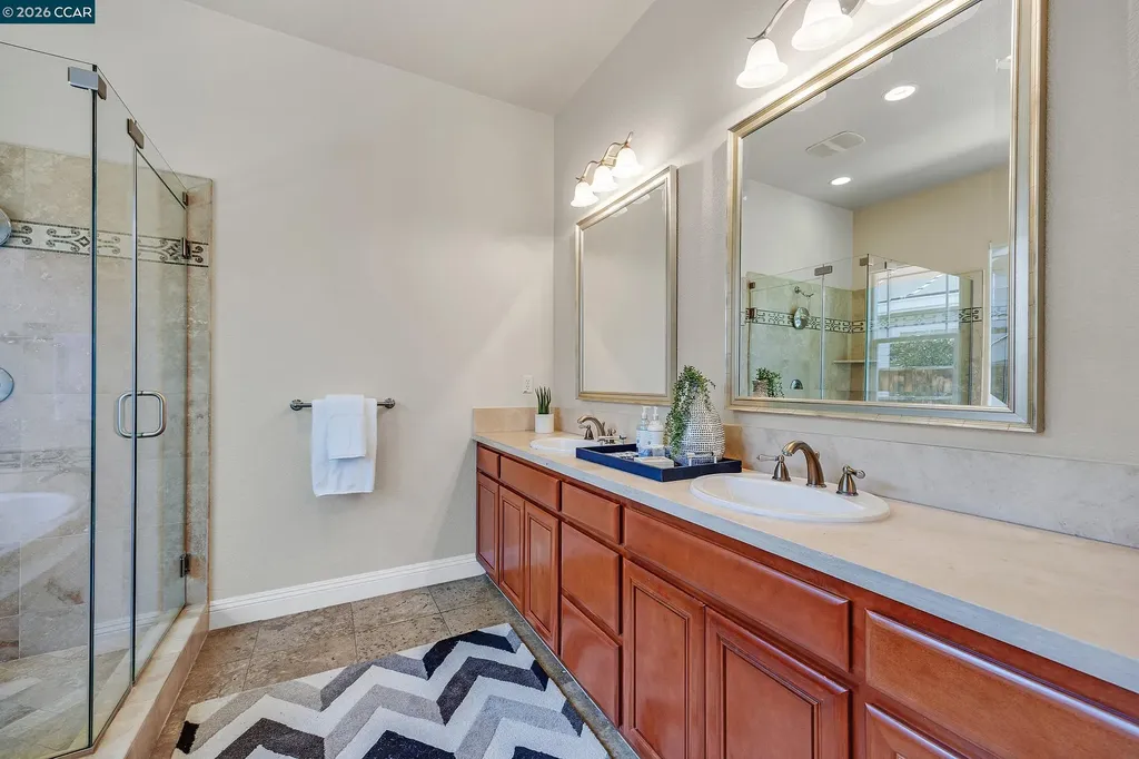 5 Pardi Lane Clayton CA 94517