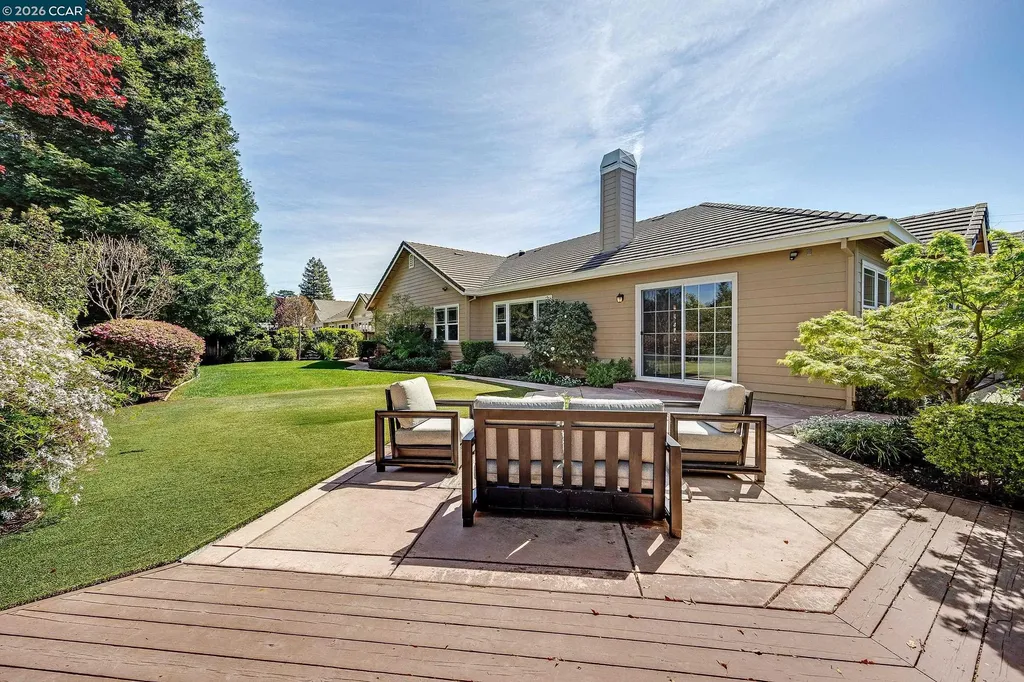5 Pardi Lane Clayton CA 94517