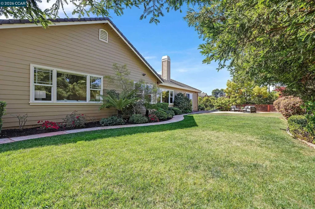 5 Pardi Lane Clayton CA 94517