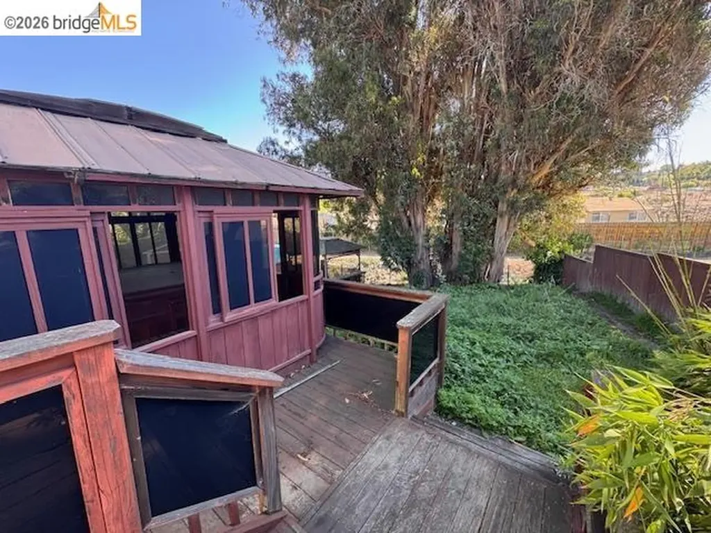 2848 Sargent Avenue San Pablo CA 94806