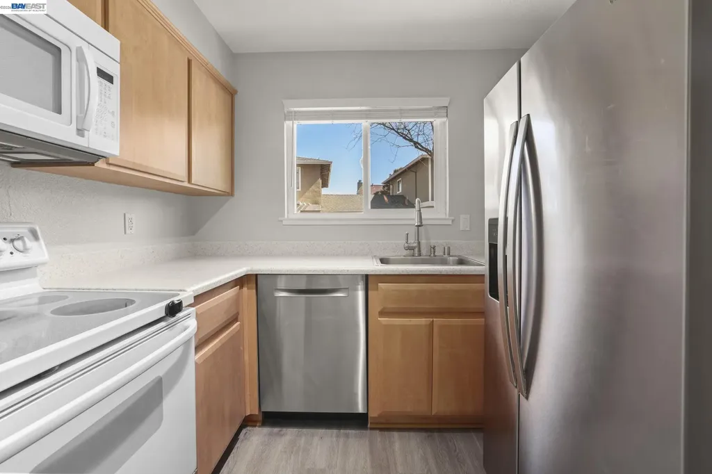 7584 Silvertree Lane Dublin CA 94568