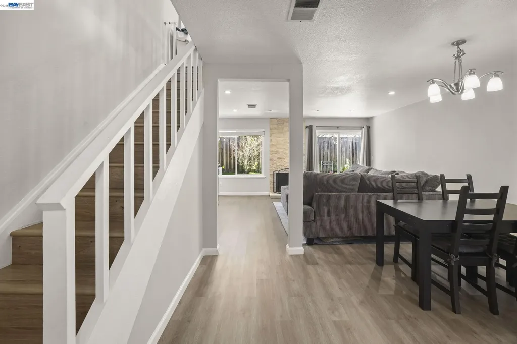 7584 Silvertree Lane Dublin CA 94568