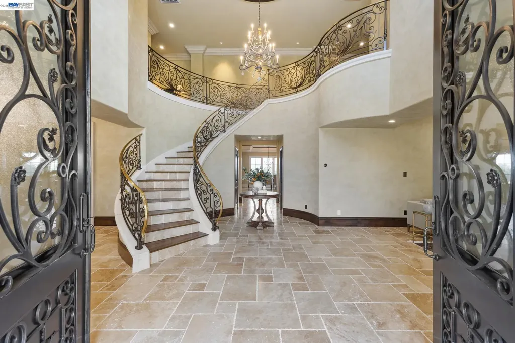 1889 Via Di Salerno Pleasanton CA 94566