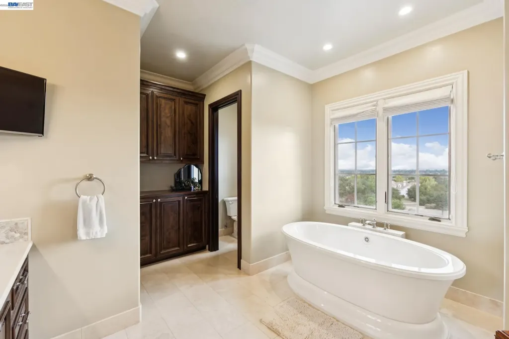 1889 Via Di Salerno Pleasanton CA 94566