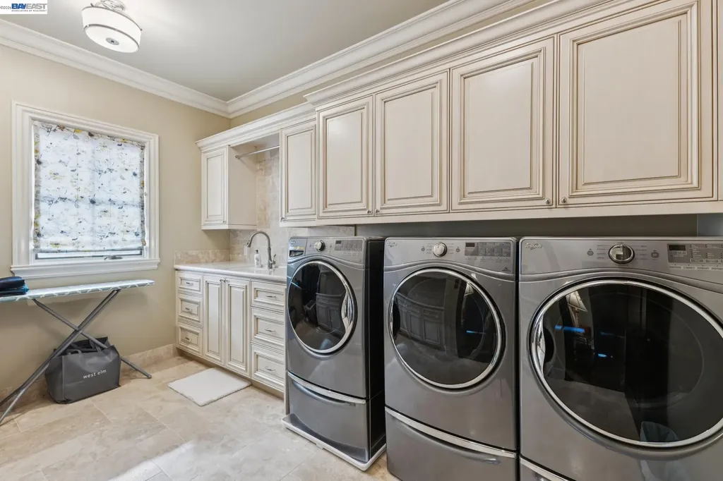 1889 Via Di Salerno Pleasanton CA 94566
