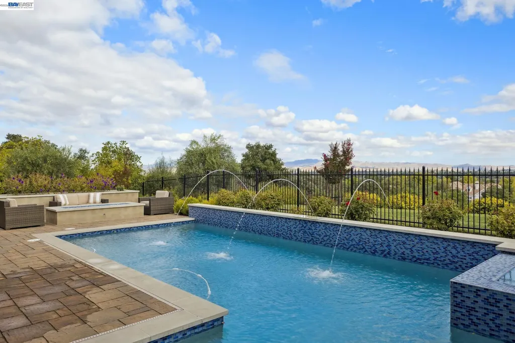 1889 Via Di Salerno Pleasanton CA 94566