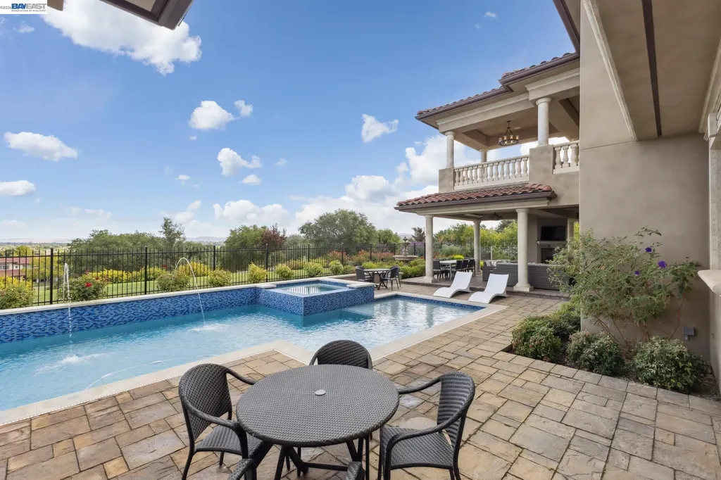 1889 Via Di Salerno Pleasanton CA 94566