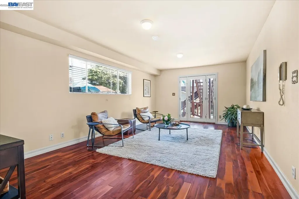 2751 Wallace Street Berkeley CA 94702