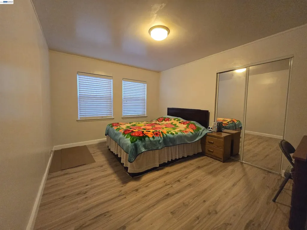2917 Telegraph Avenue Berkeley CA 94705