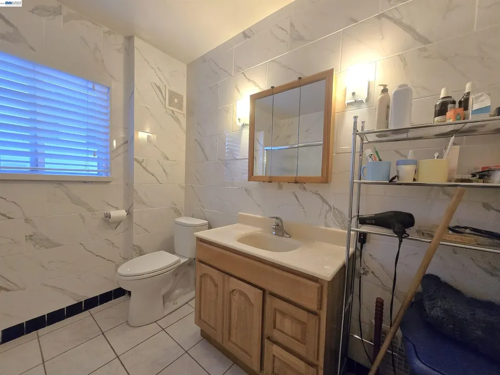 2917 Telegraph Avenue Berkeley CA 94705