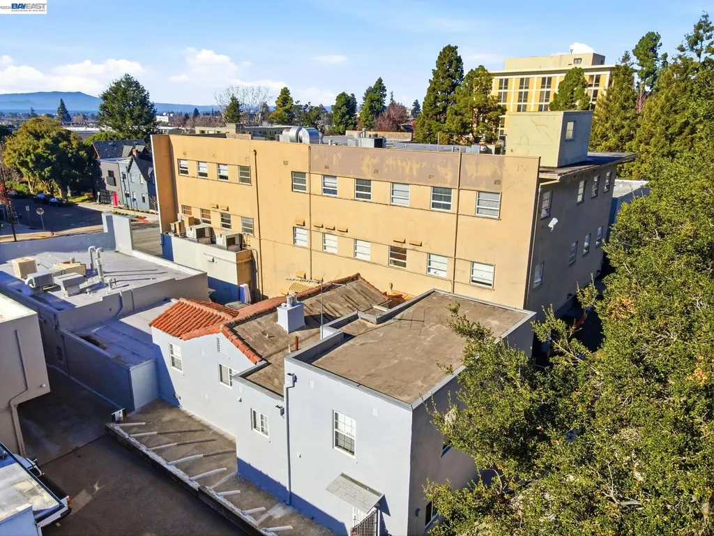 2917 Telegraph Avenue Berkeley CA 94705