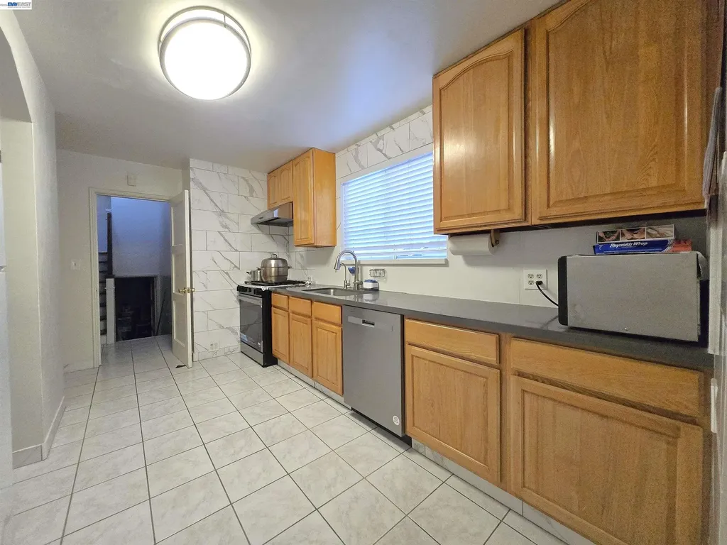 2917 Telegraph Avenue Berkeley CA 94705
