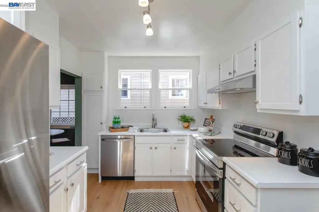1321 Pearl Street Alameda CA 94501