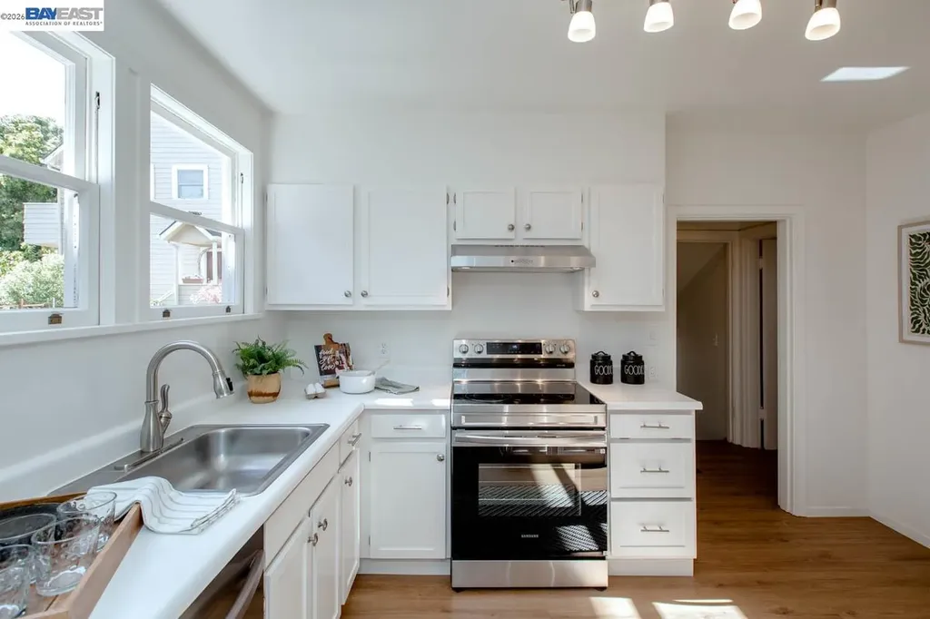 1321 Pearl Street Alameda CA 94501