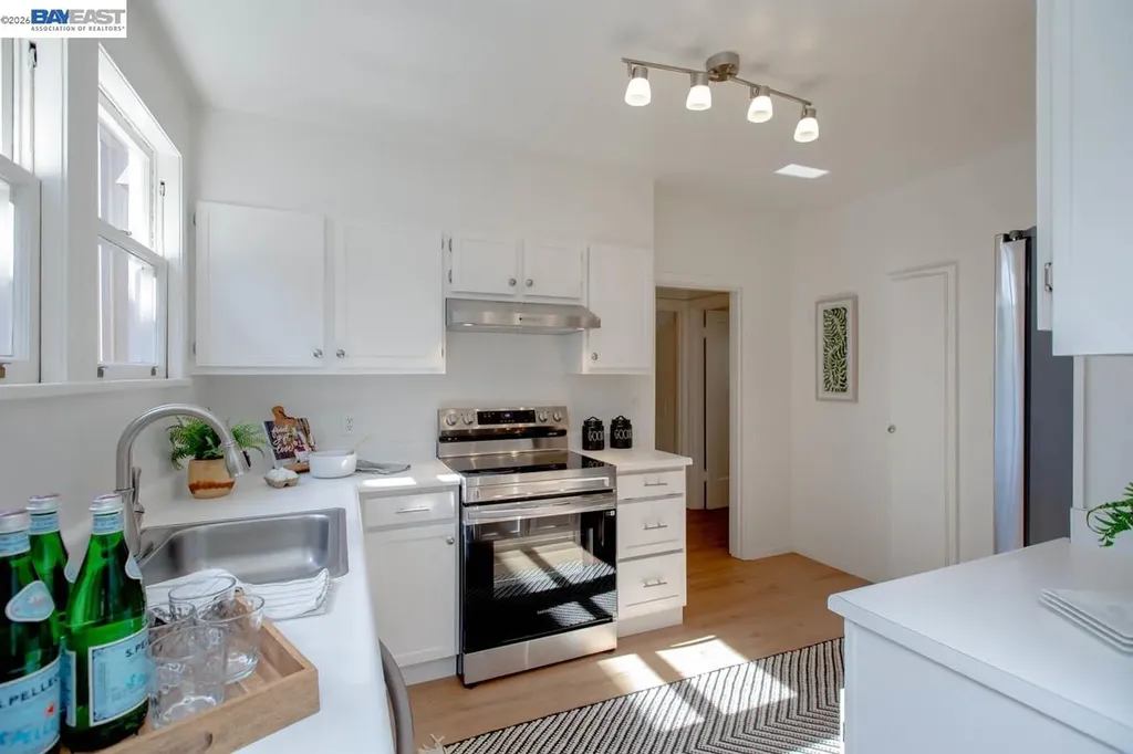 1321 Pearl Street Alameda CA 94501