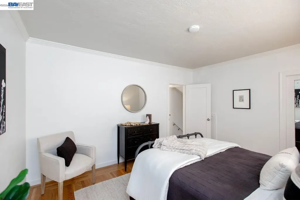 1321 Pearl Street Alameda CA 94501