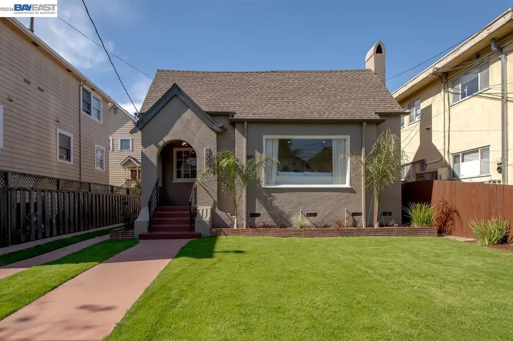 1321 Pearl Street Alameda CA 94501