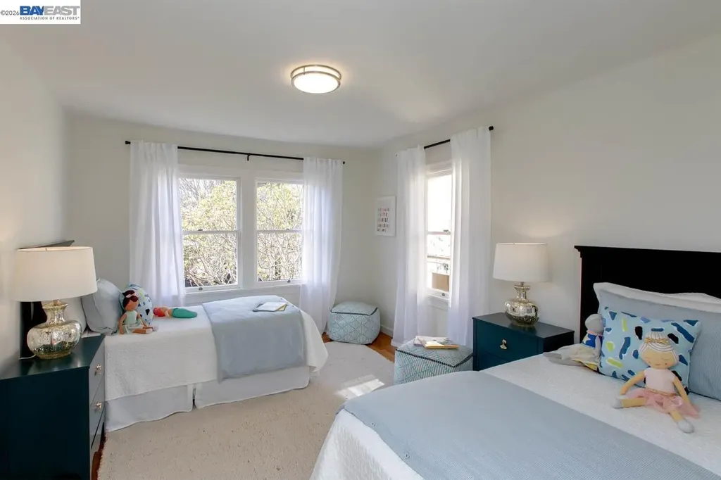 1321 Pearl Street Alameda CA 94501