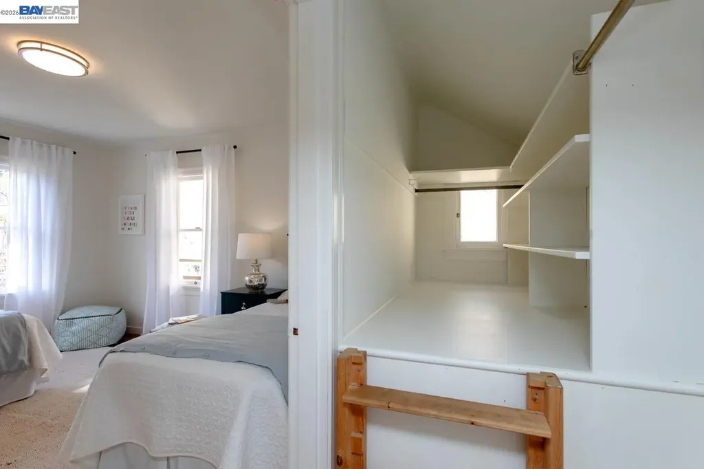 1321 Pearl Street Alameda CA 94501