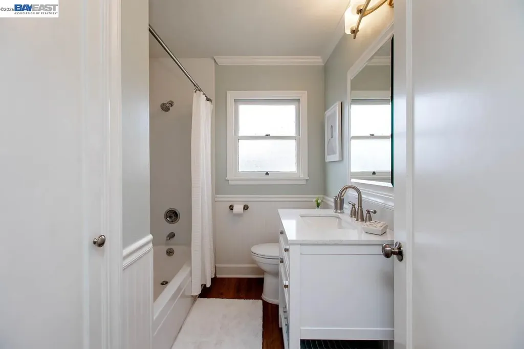 1321 Pearl Street Alameda CA 94501