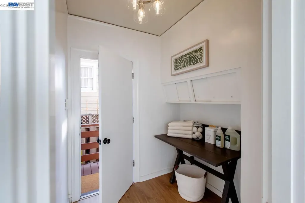 1321 Pearl Street Alameda CA 94501