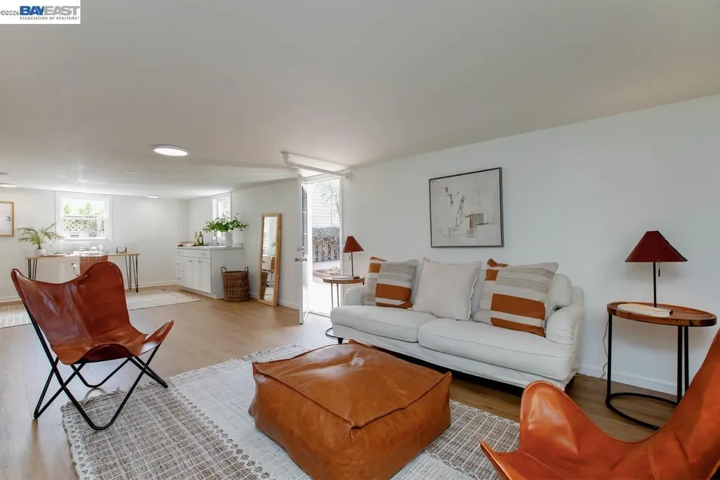 1321 Pearl Street Alameda CA 94501
