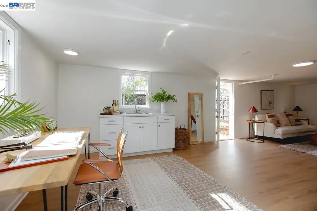 1321 Pearl Street Alameda CA 94501
