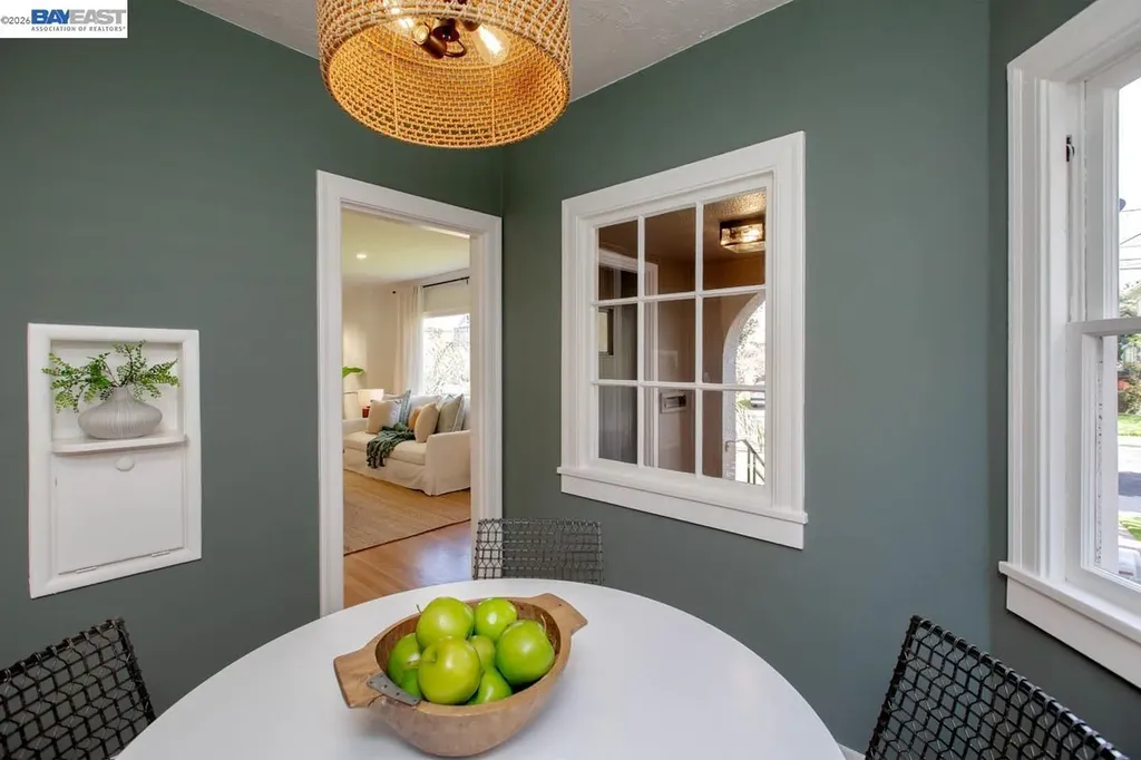 1321 Pearl Street Alameda CA 94501
